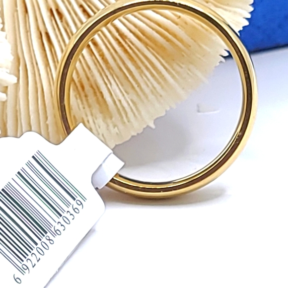 COPY - 18K Gold Wedding Band sz 13 - Picture 5 of 5